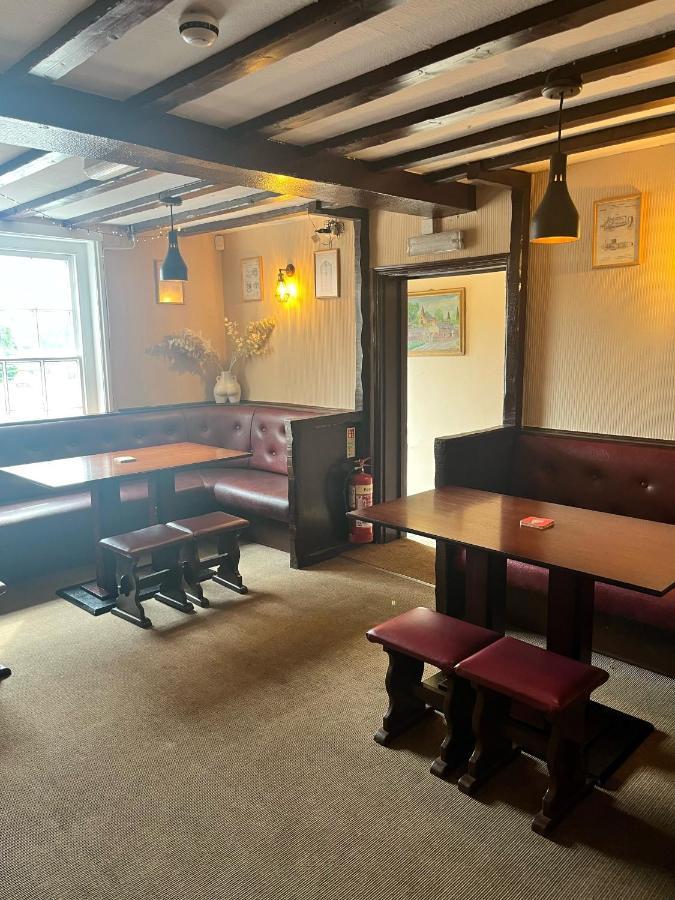 The Lion Hotel Llansantffraid-ym-Mechain Екстер'єр фото