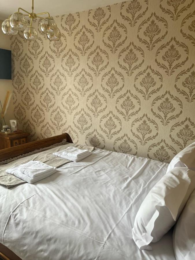 The Lion Hotel Llansantffraid-ym-Mechain Екстер'єр фото